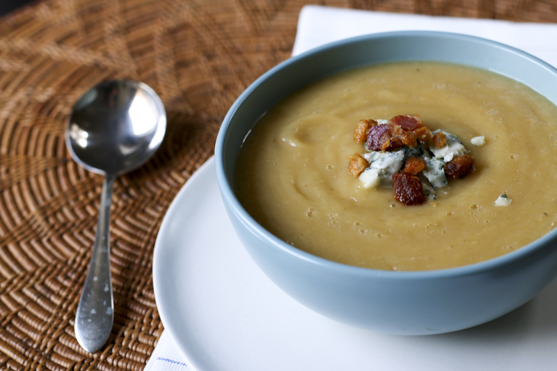 Pear soup with blue cheese and pancetta