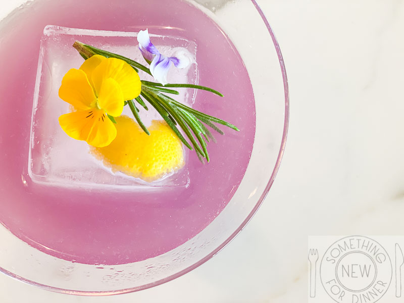 The queen bee gin cocktail | Something New For Dinner