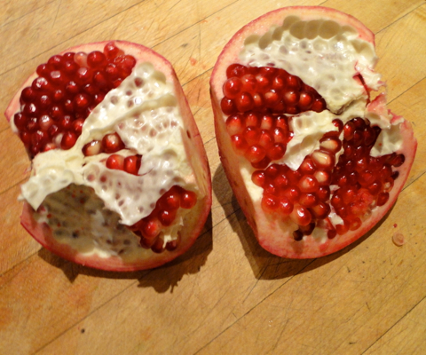 How to seed a pomegranate - Something New For Dinner